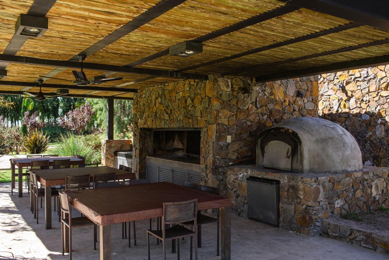 La Estacada Polo & Lodge Тунуян Экстерьер фото